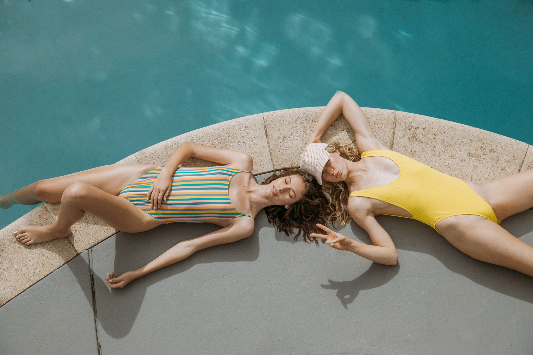 Read more about the article Swimsuit photography by Kevin Zacher