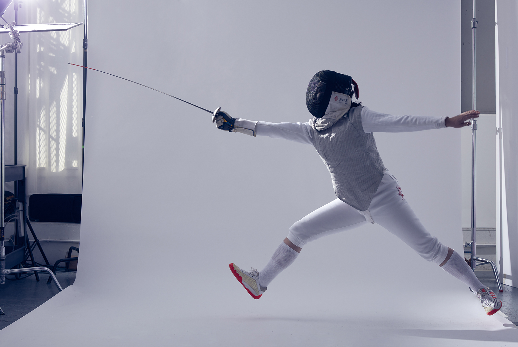 Read more about the article Fencer Anastasiya Muravyeva photographed by Justin Bettman