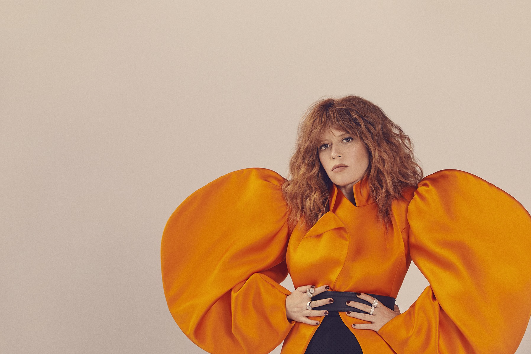 Read more about the article Natasha Lyonne photographed by Ramona Rosales for The Observer