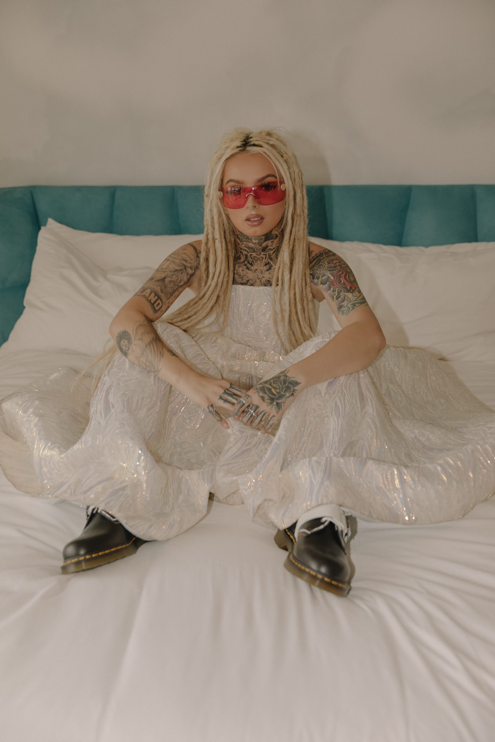 Read more about the article Zahvia Ward photographed by Elizabeth Weinberg