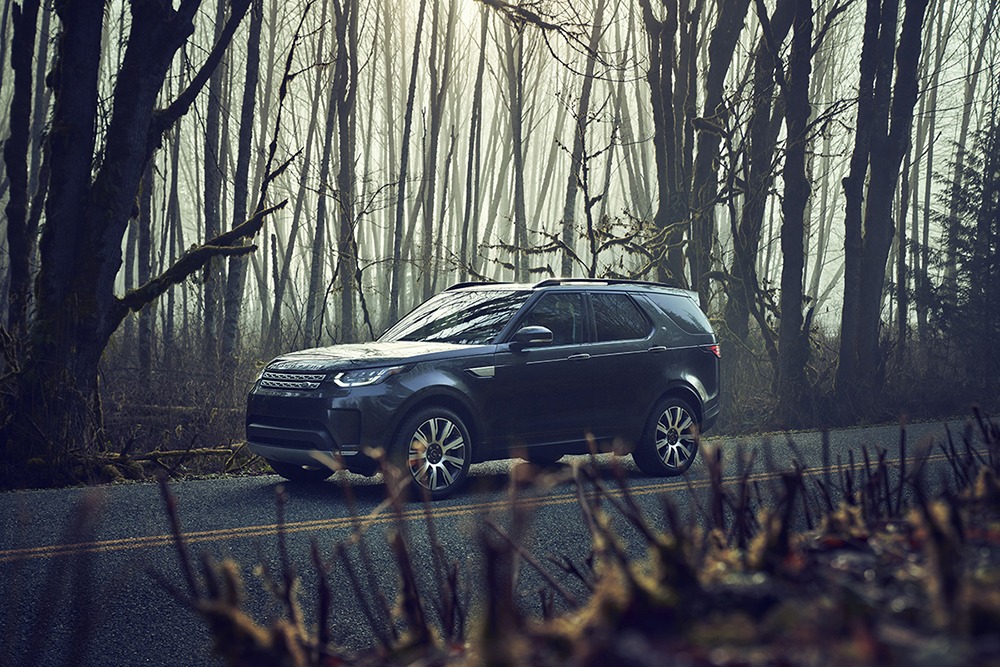 Read more about the article Photographer Alex Bernstein for Land Rover
