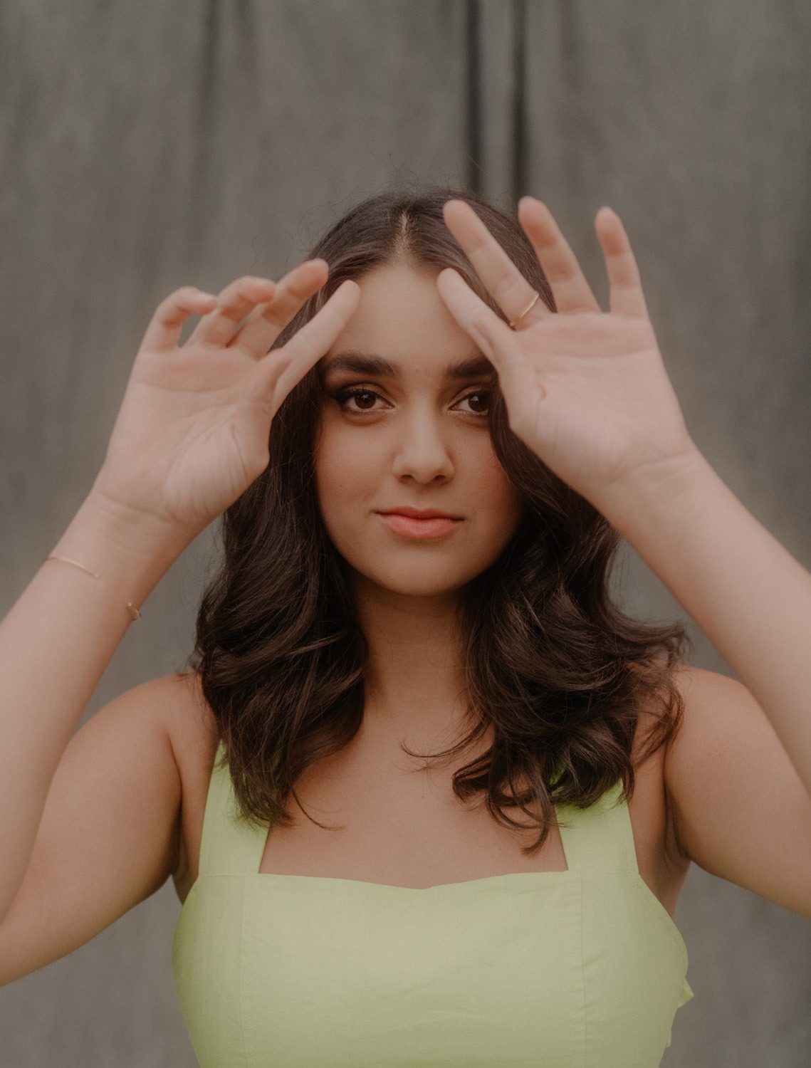 Read more about the article Elizabeth Weinberg photographed Geraldine Viswanathan for The New York Times