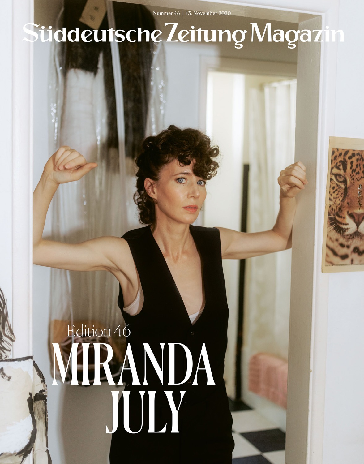 Read more about the article Miranda July photographed by Elizabeth Weinberg for SZ Magazin cover story