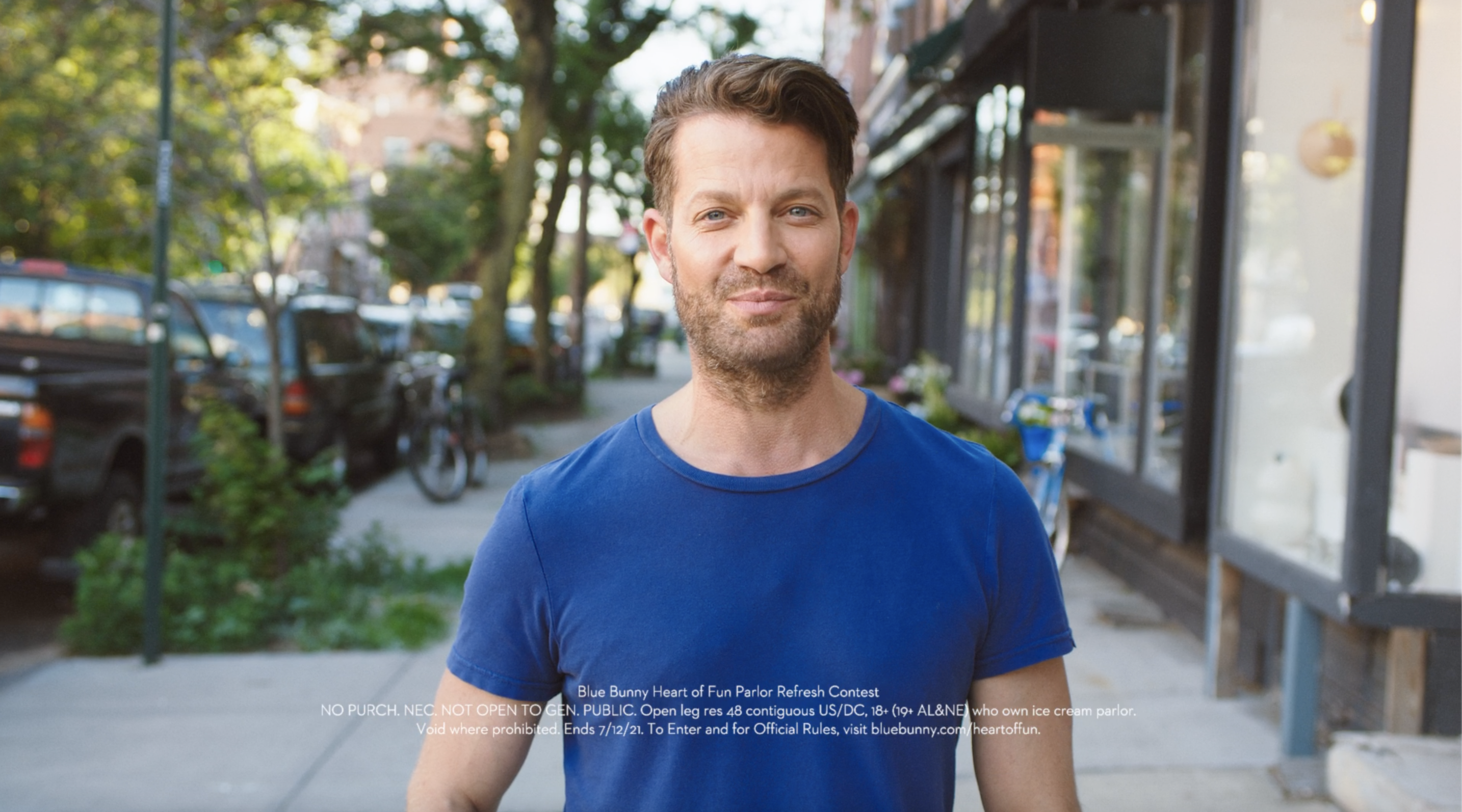 Read more about the article Director Elizabeth Weinberg for Blue Bunny x Nate Berkus
